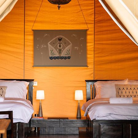 Mia Glamping Hotel Orissaare Екстериор снимка