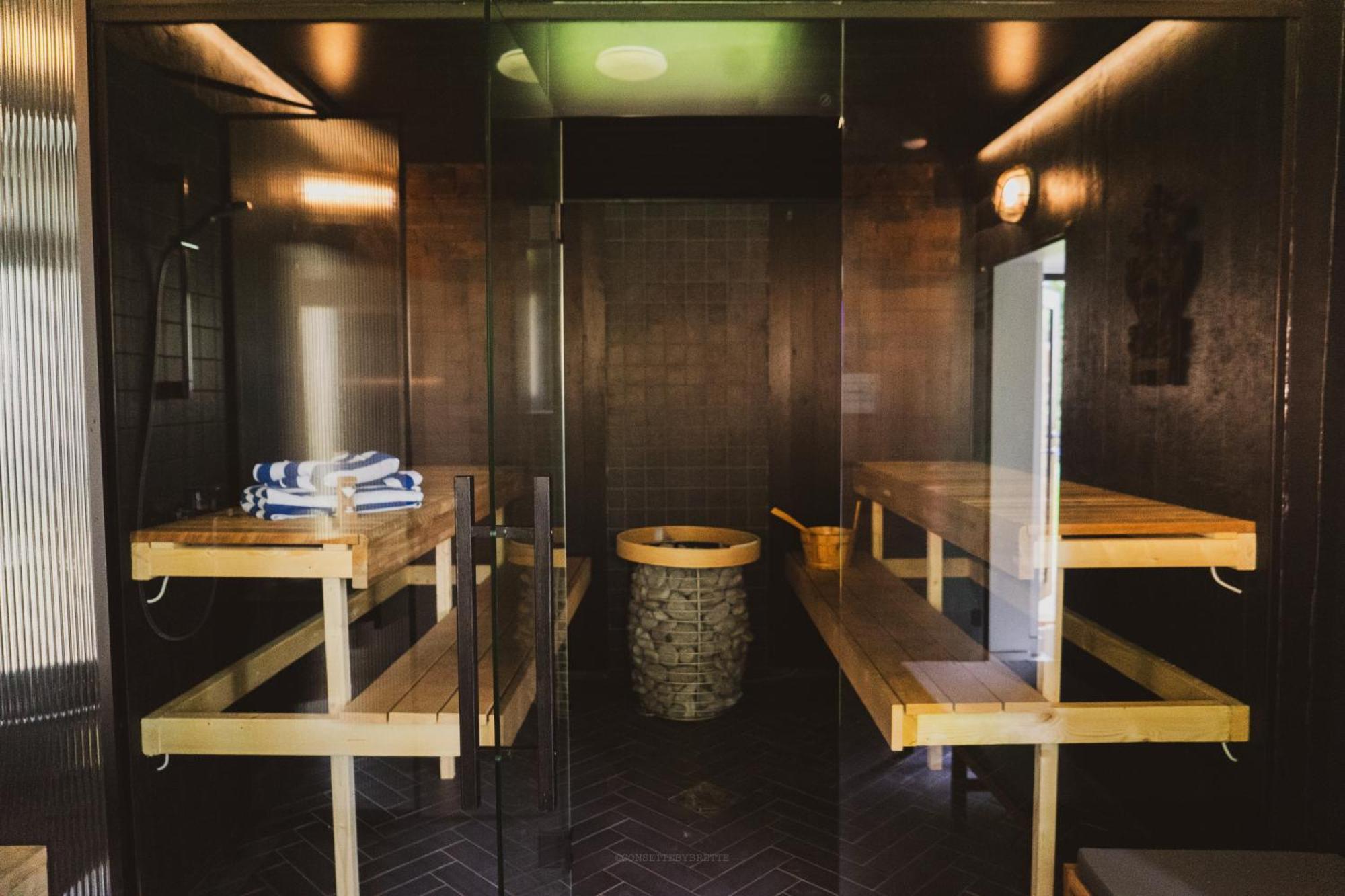 Mia Glamping Hotel Orissaare Екстериор снимка