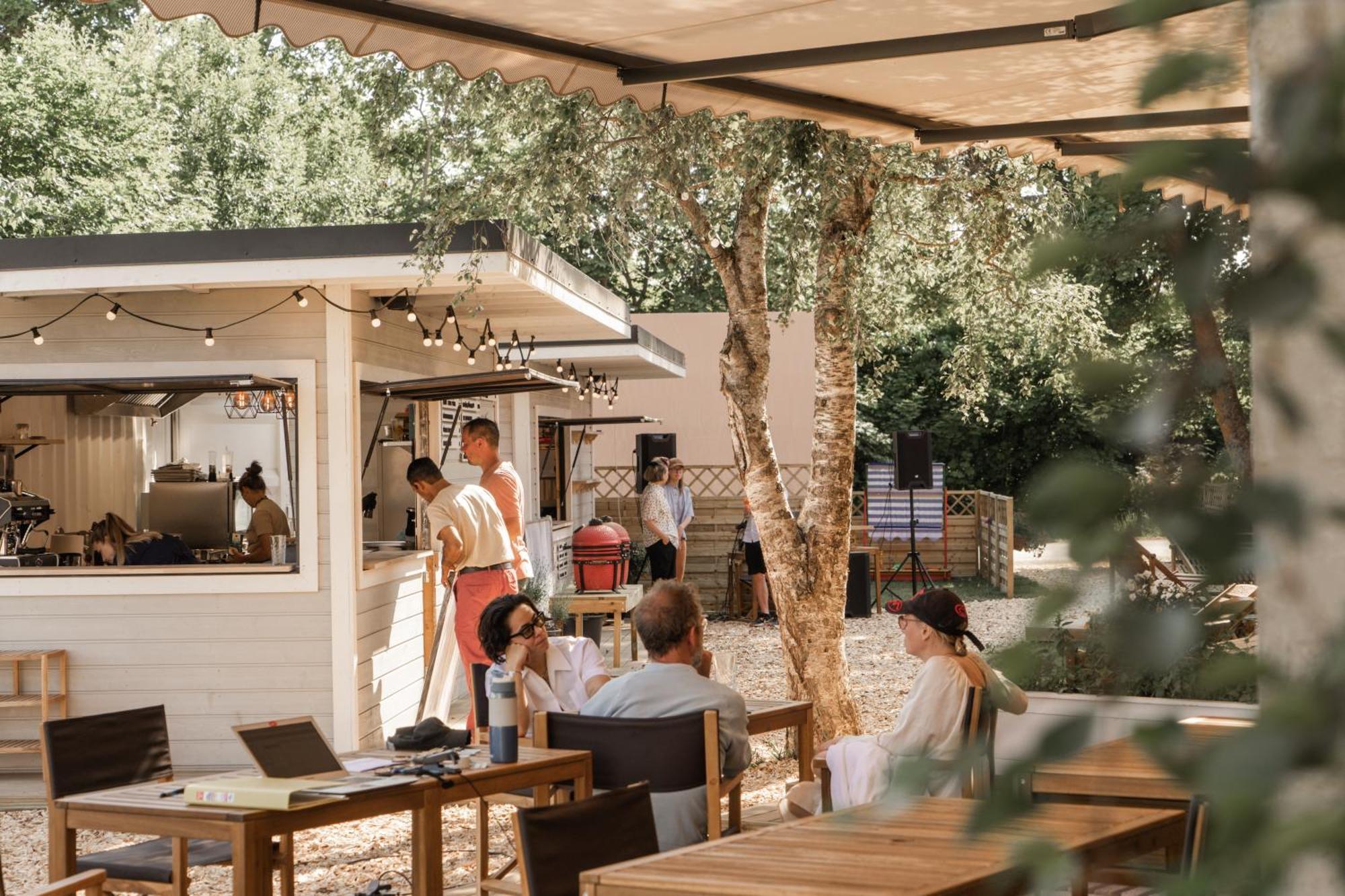 Mia Glamping Hotel Orissaare Екстериор снимка