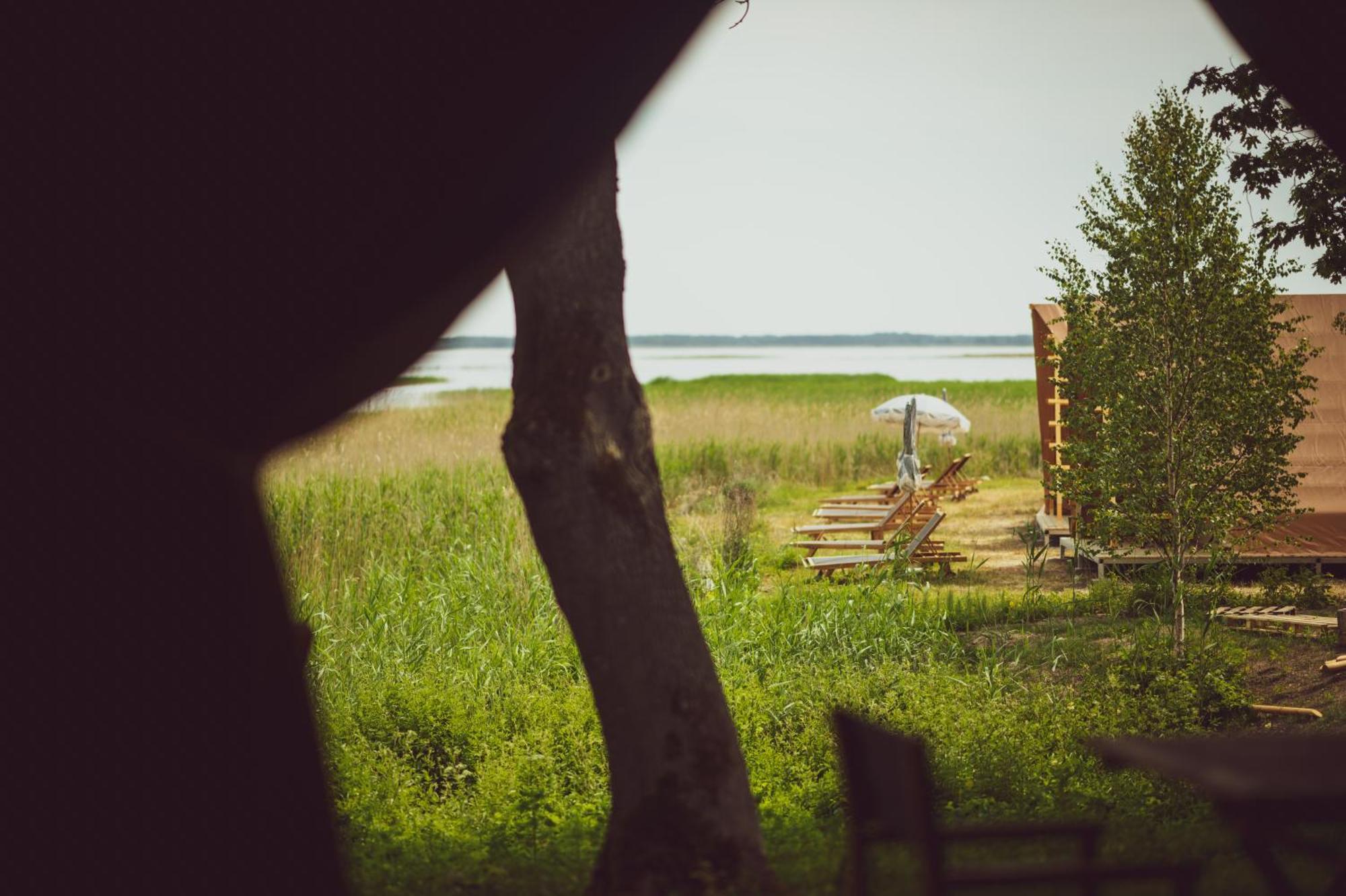 Mia Glamping Hotel Orissaare Екстериор снимка