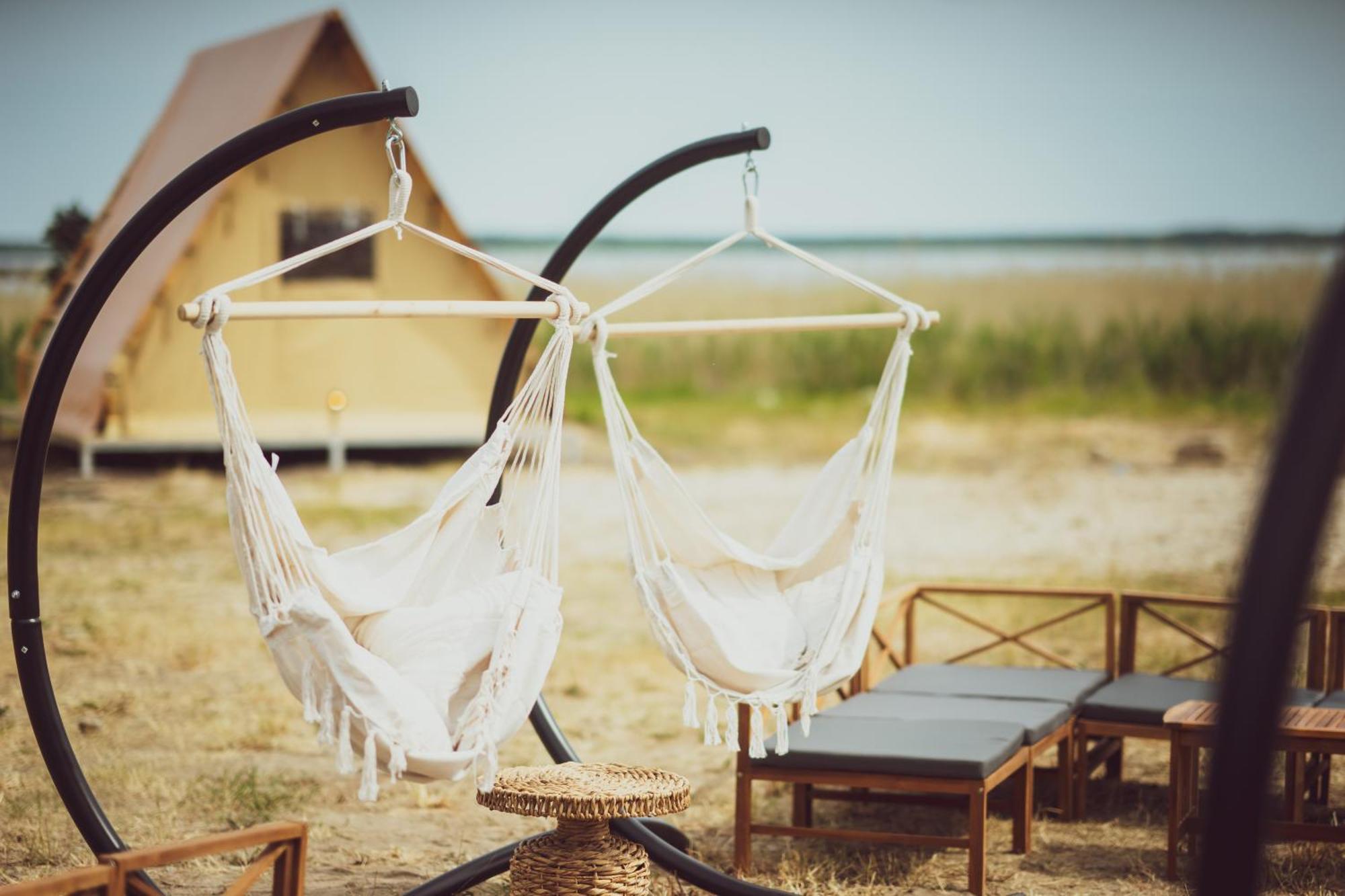 Mia Glamping Hotel Orissaare Екстериор снимка
