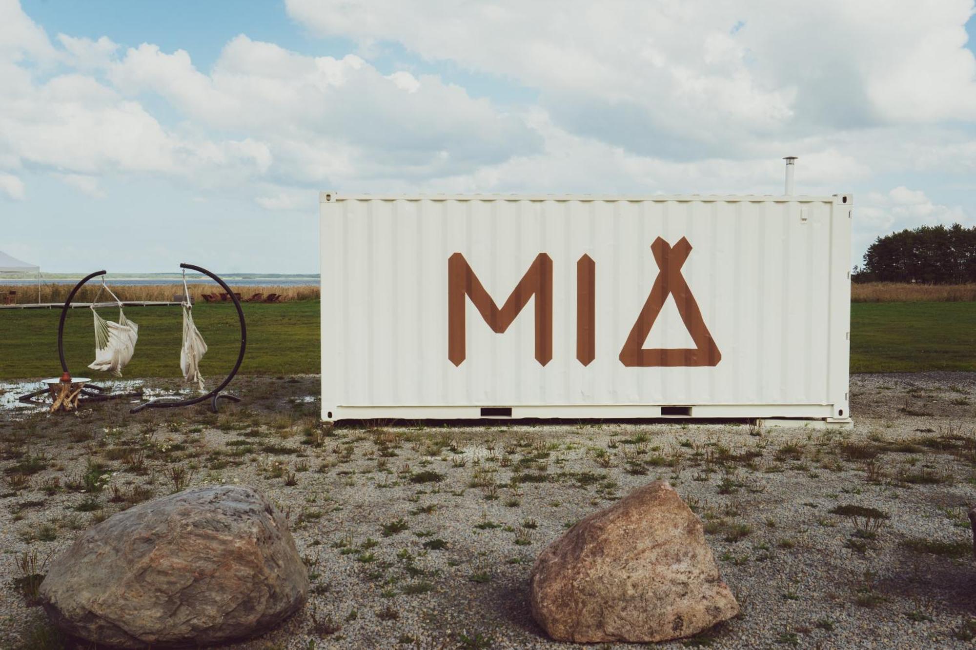 Mia Glamping Hotel Orissaare Екстериор снимка